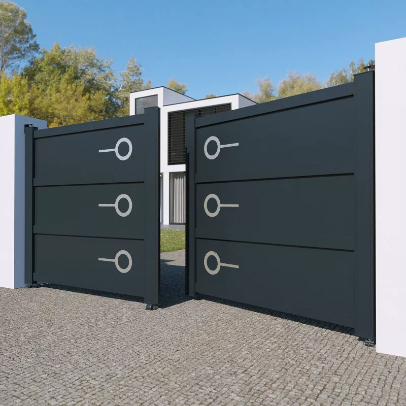 Puertas batientes en Granada y Almería