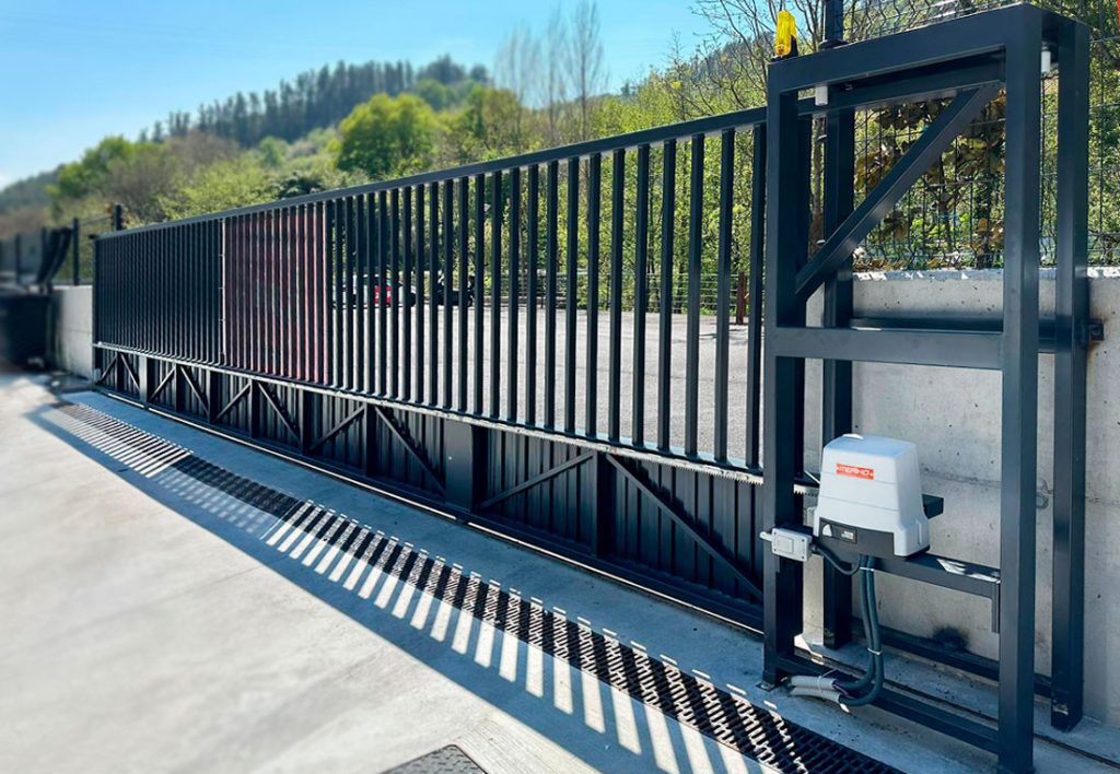 Puertas correderas en Granada y Almería